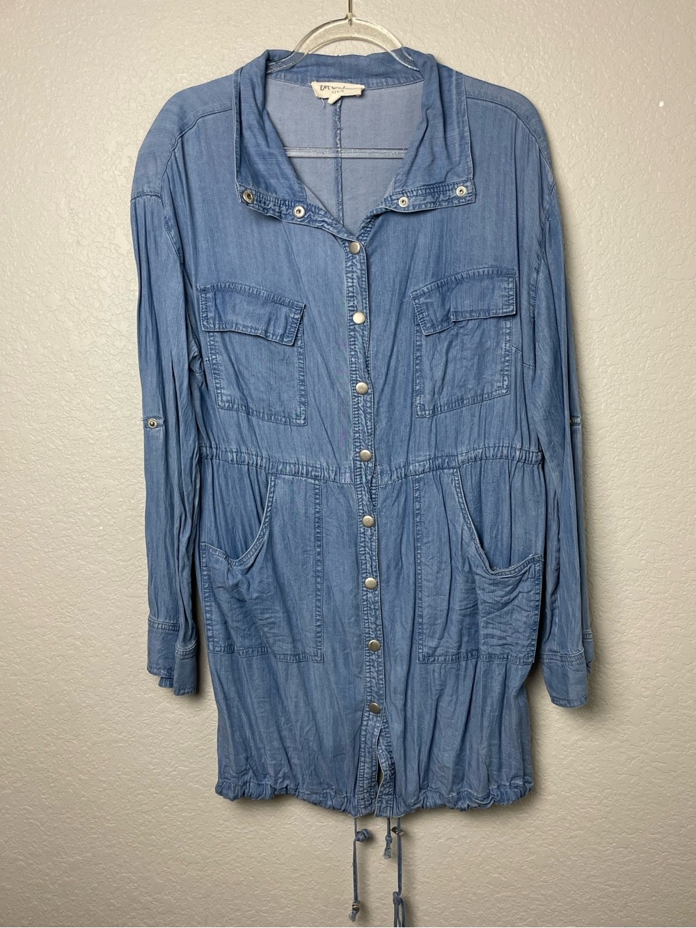 En Creme Light Wash Denim Shirt Jacket with Drawstring Waist Size L
